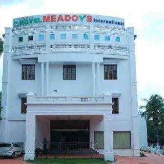 Hotel Meadows International Kizhake Chalakudi Екстер'єр фото